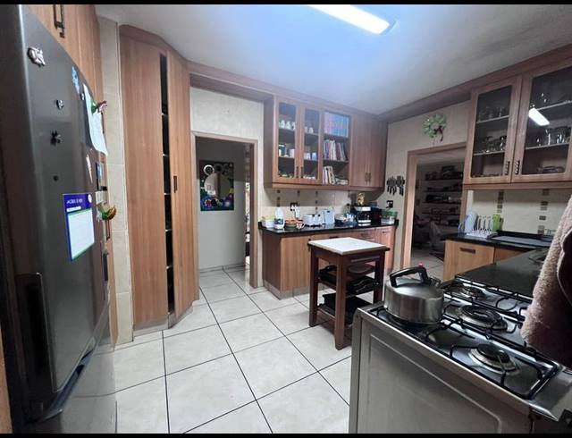 3 BEDROOM HOUSE FOR SALE IN MEER EN SEE